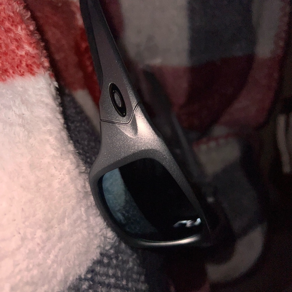 Oakley Valve sunglasses